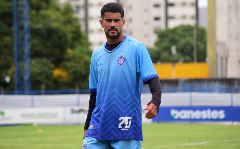 Vitória enfrenta o Forte de olho na liderança do Capixabão