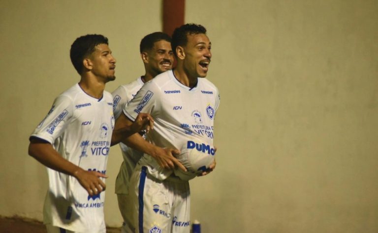 Vitória vence o Serra e termina a primeira fase do Capixabão na liderança