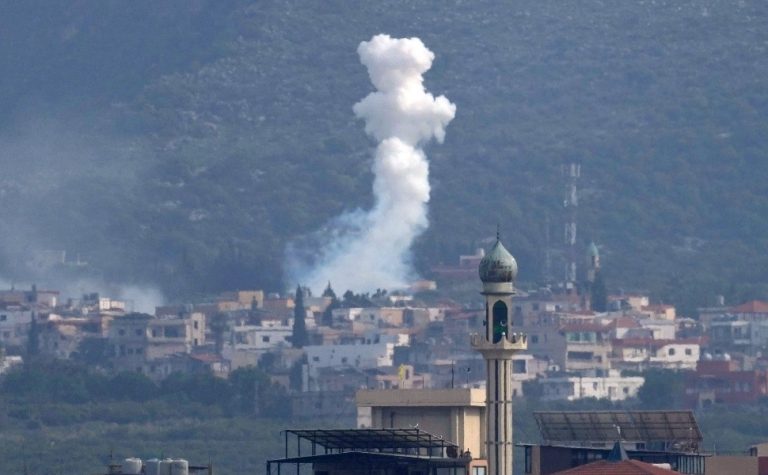 Ataques de Israel no Líbano matam jornalistas e profissionais de saúde