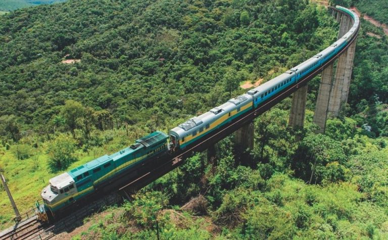 Circulação de trem de passageiros segue suspensa até quarta, diz Vale