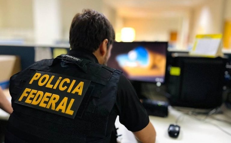 Brasileiro é preso suspeito de furtar R$ 13,4 milhões em criptomoedas nos EUA