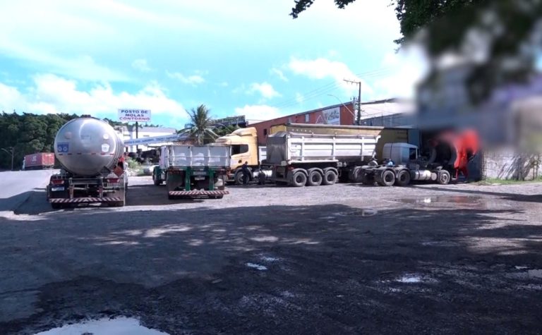 Caminhoneiro é morto durante discussão em frente a oficina em Cariacica