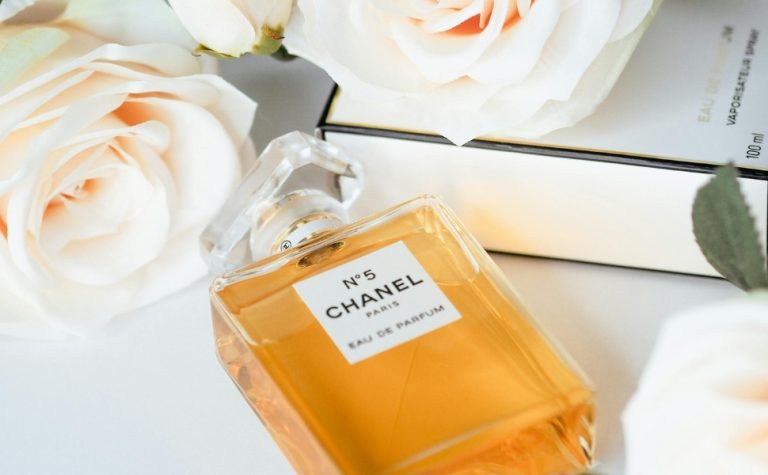 Chanel escolhe ES para experiência sensorial inédita no mercado de luxo