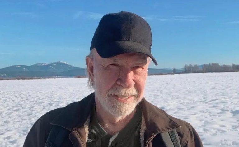 Chuck Norris é hospitalizado após emergência médica no Havaí, diz site