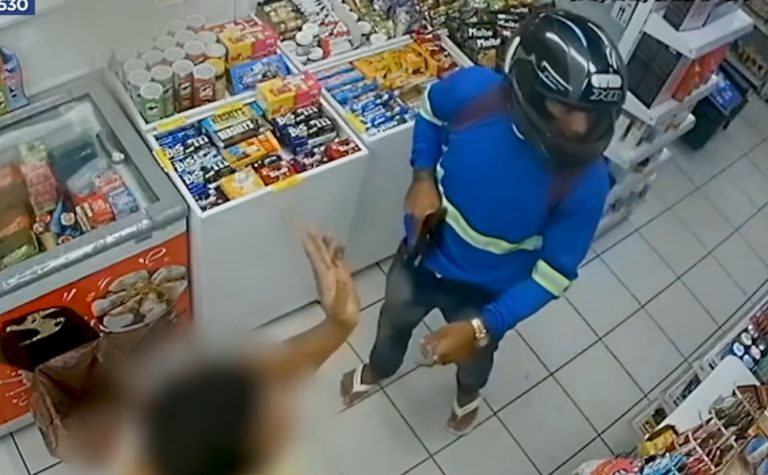 Criminosos fazem série de assaltos a farmácias em Cariacica