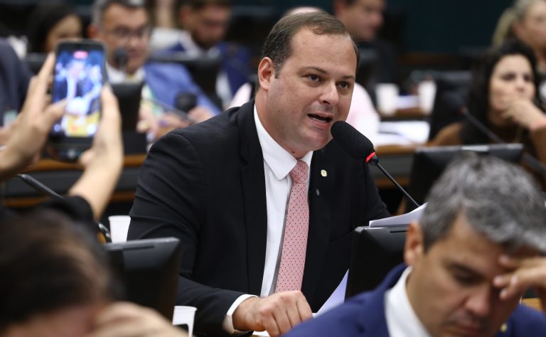 Dr. Victor Linhalis deve se filiar nesta quinta a um novo partido