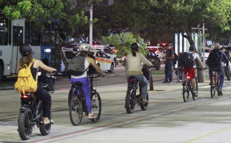 Espírito Santo já registrou 66 acidentes com bikes elétricas em calçadas