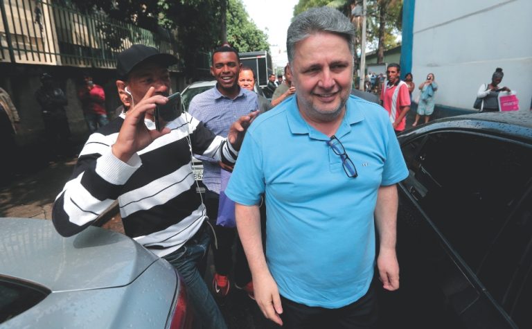 Ex-governador do Rio, Anthony Garotinho é liberado para disputar a eleição
