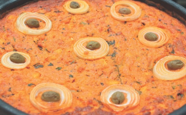 Famílias mantêm a tradição na receita da torta capixaba