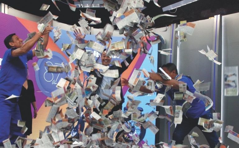 Festival de Prêmios: jornal A Tribuna desta sexta tem 4 cupons para concorrer a TV