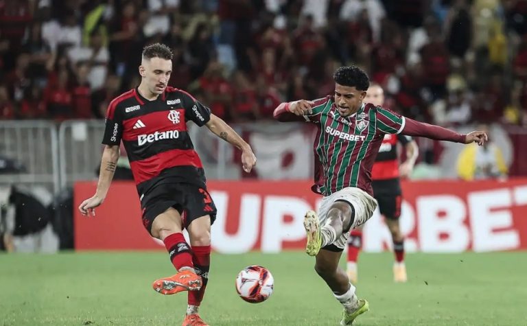 Fluminense e Flamengo jogam por título do Campeonato Carioca