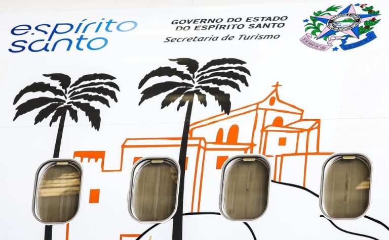 GOL lança avião temático do ES com Convento da Penha e Pedra Azul