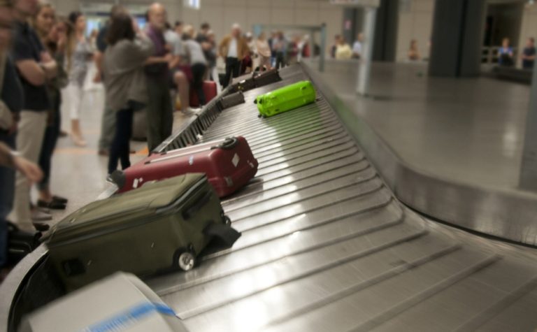 Guerra no Oriente Médio pode elevar preços de passagens e produtos nos mercados