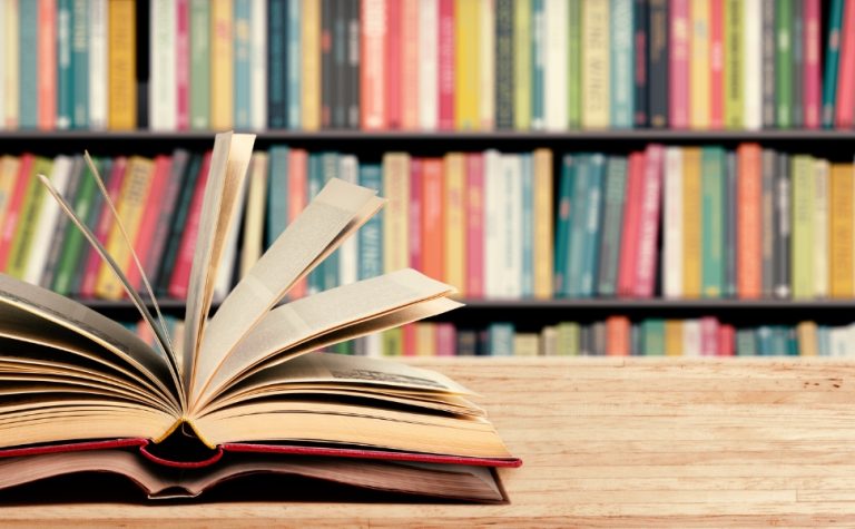 Livros de mistério e romance em sorteio para assinantes de A Tribuna