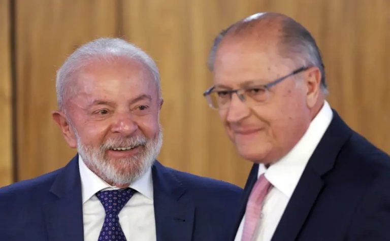 Lula confirma Alckmin como pré-candidato a vice-presidente
