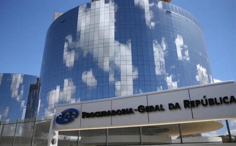 PGR recorre de decisão de Dino que proibiu aposentadoria compulsória de juízes