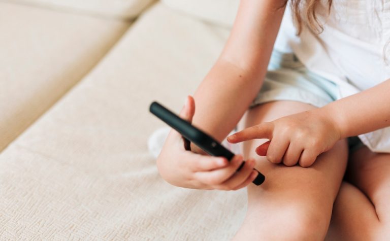WhatsApp: entenda como será o gerenciamento de contas de menores pelos pais