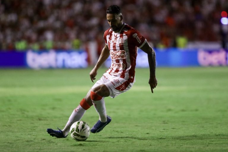 Náutico perde Júnior Todinho para estreia na Série B após cirurgia no joelho