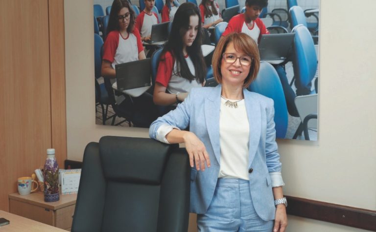 Nova secretária quer ampliar oportunidades para jovens