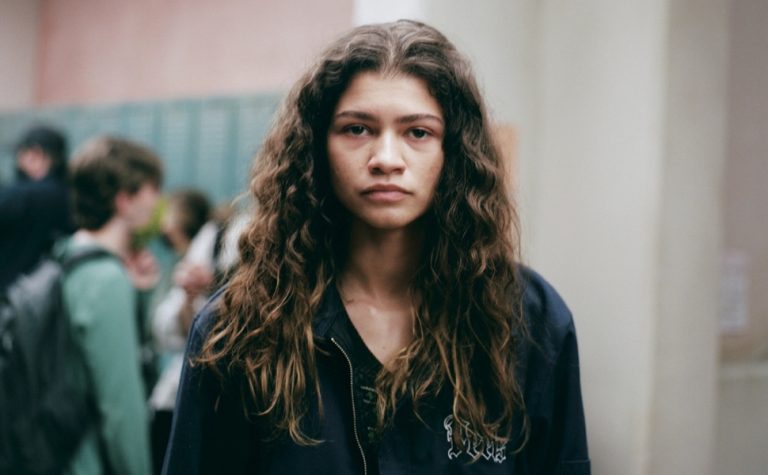 Novo trailer mostra Rue como ‘mula do tráfico’ na terceira temporada de ‘Euphoria’
