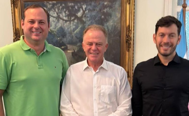 Palácio abre as portas para Arnaldinho e Linhalis
