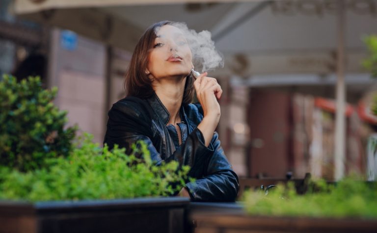 Risco para a saúde: uso de cigarro eletrônico dispara entre adolescentes