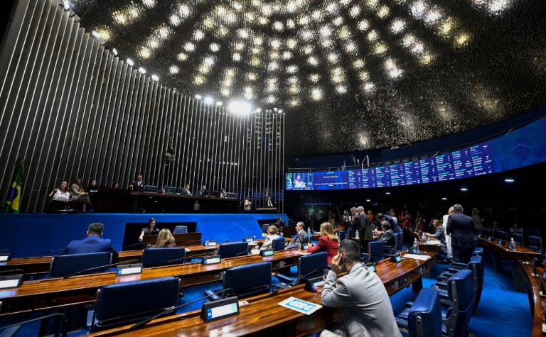 Senado inclui misoginia entre crimes de preconceito da Lei do Racismo