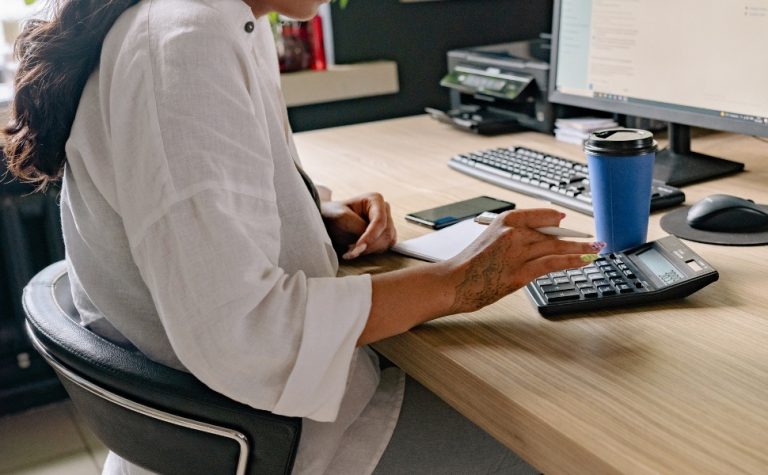 Serra terá mutirão com mais de 80 vagas de emprego exclusivas para mulheres
