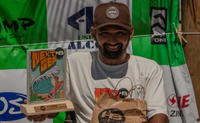 Surfista paraplégico supera passado no crime e busca destaque no parasurfe