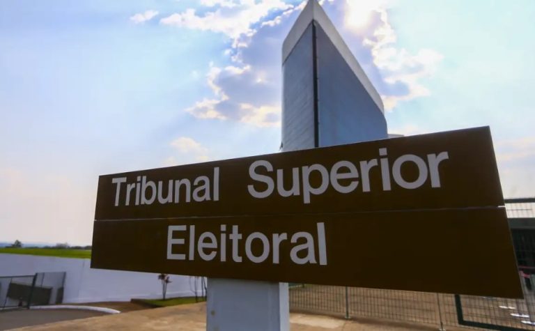 TSE aprova restrições para uso de IA nas eleições de outubro