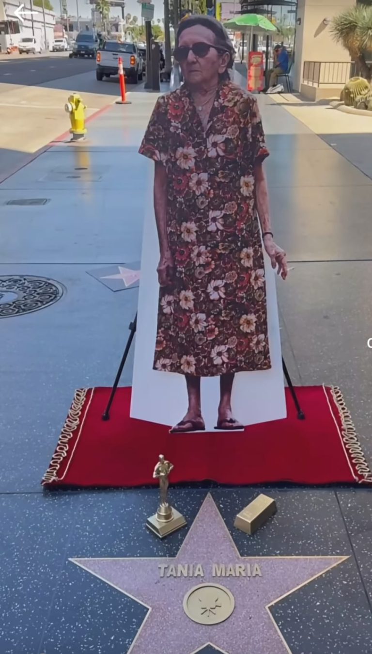 Tânia Maria ganha ‘estrela’ na calçada da fama em Los Angeles; veja vídeo