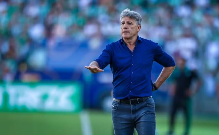 Vasco acelera conversas com Renato Gaúcho após pouco avanço com Artur Jorge