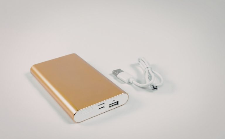 Anac estabelece restrições para transporte de power banks em aviões