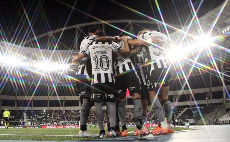 Botafogo recebe oferta do Zenit por volante Danilo