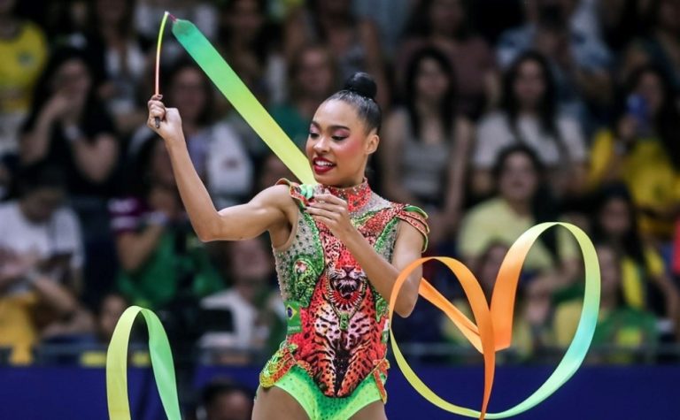 Capixaba Geovanna Santos conquista medalha na Copa do Mundo de ginástica rítmica