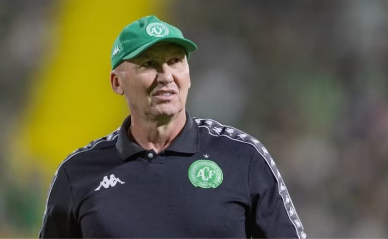 Chapecoense confirma e Gilmar Dal Pozzo é o nono técnico demitido da Série A