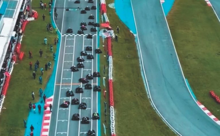 Delegação do Espírito Santo brilha em competição de kart em MG