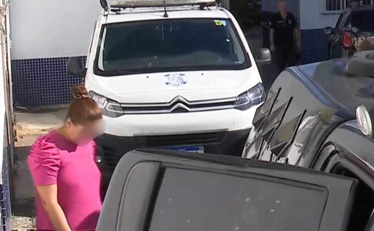 Doméstica é presa em flagrante por furto em residência na Mata da Praia