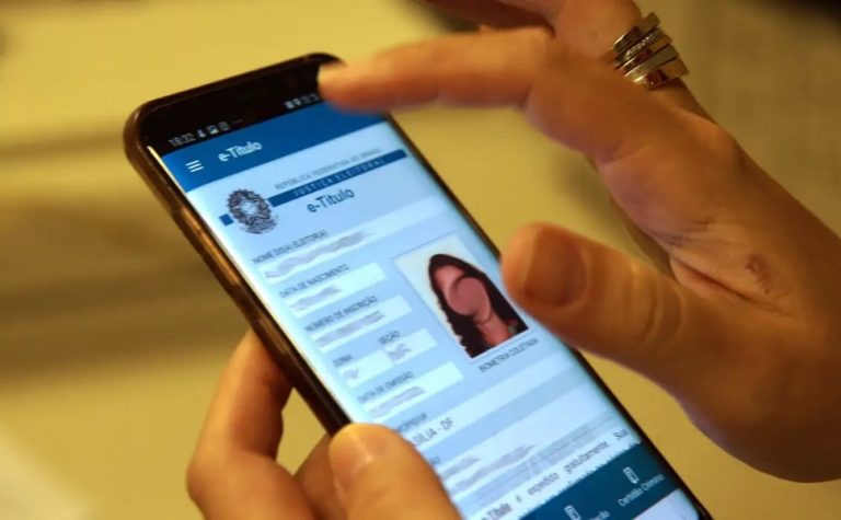 Eleitor tem um mês para regularizar pendências e ficar apto a votar