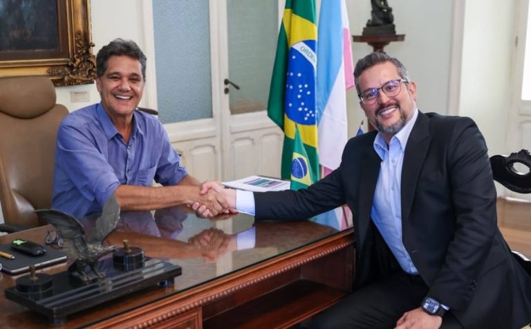 Ferraço anuncia secretário da Ciência, Tecnologia, Inovação e Educação Profissional
