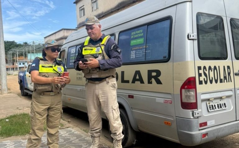 Fiscalização flagra transporte escolar irregular em Cariacica