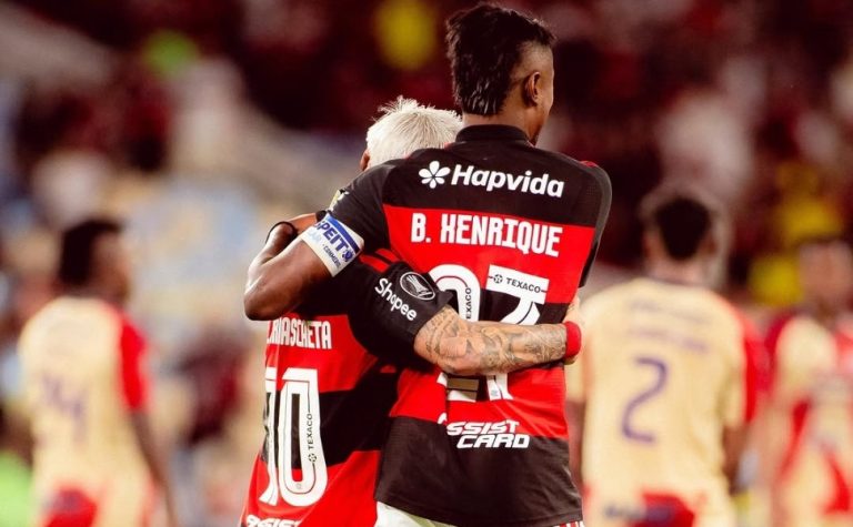 Flamengo goleia Medellín com brilho de geração 2019 e vira líder do Grupo A