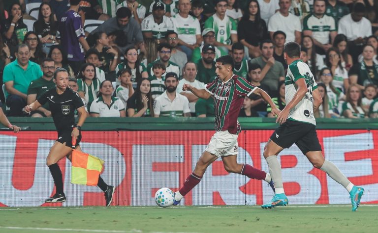 Fluminense contesta arbitragem na CBF após empate com o Coritiba