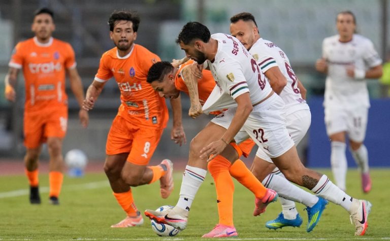 Fluminense domina, mas é parado por goleiro e empata em estreia na Libertadores
