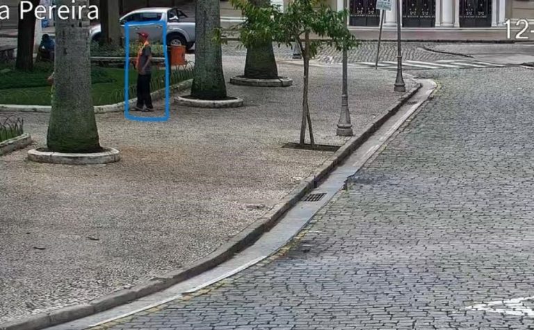 Foragido da justiça há 4 anos é localizado atuando como flanelinha em Vitória
