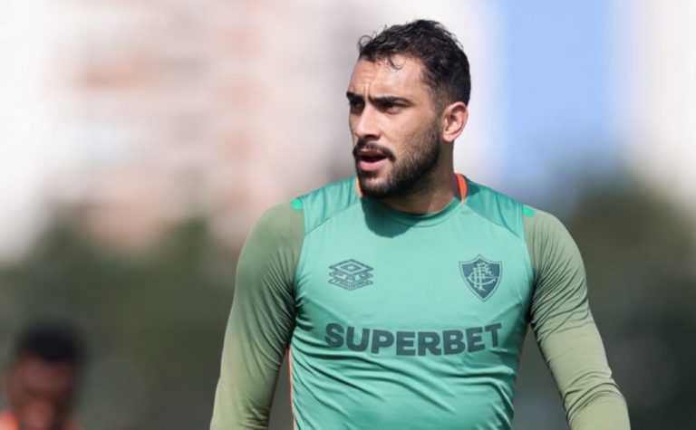 Freytes reage e ganha confiança no Fluminense