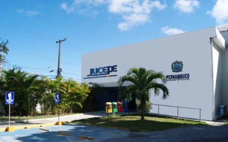 Governo abre 40 vagas para a Jucepe com salários de até R$ 5,2 mil