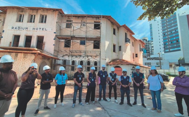 Guarapari: restauro do Radium Hotel tem nova data de conclusão