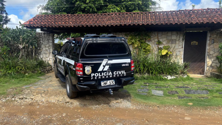 Homem é morto a tiros dentro de uma chácara em Aldeia