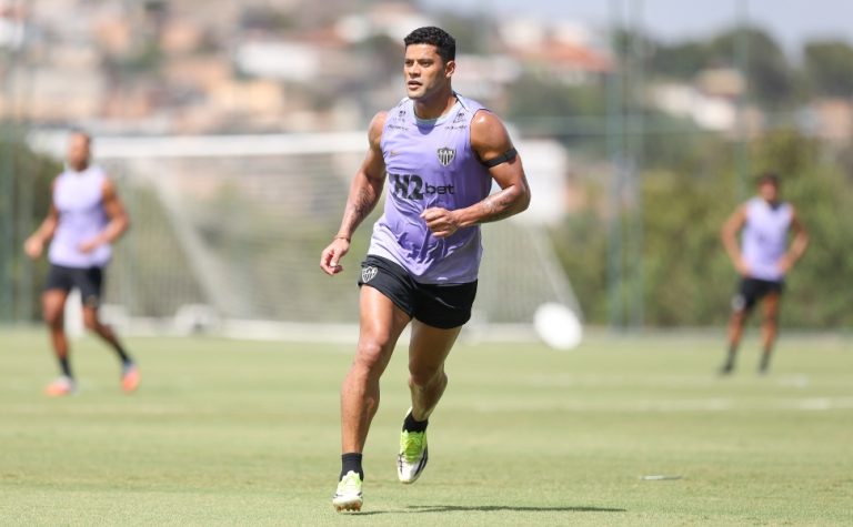 Hulk treina separado, desfalca Atlético-MG na Sula e deve se reunir com Diretoria